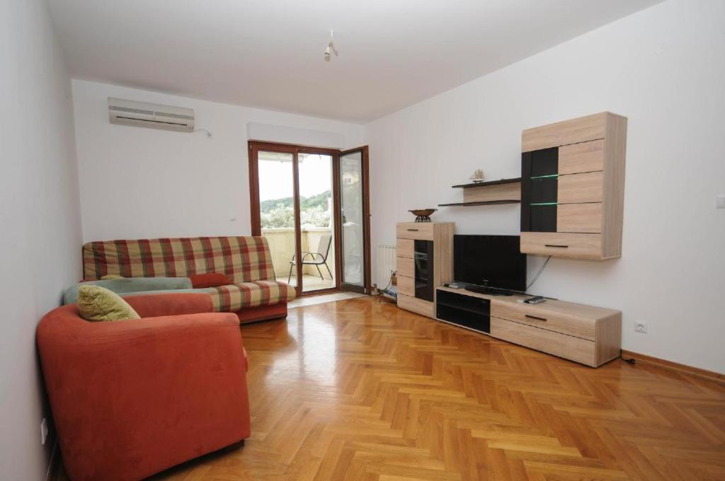 Apartment Jana Petrovac エクステリア 写真